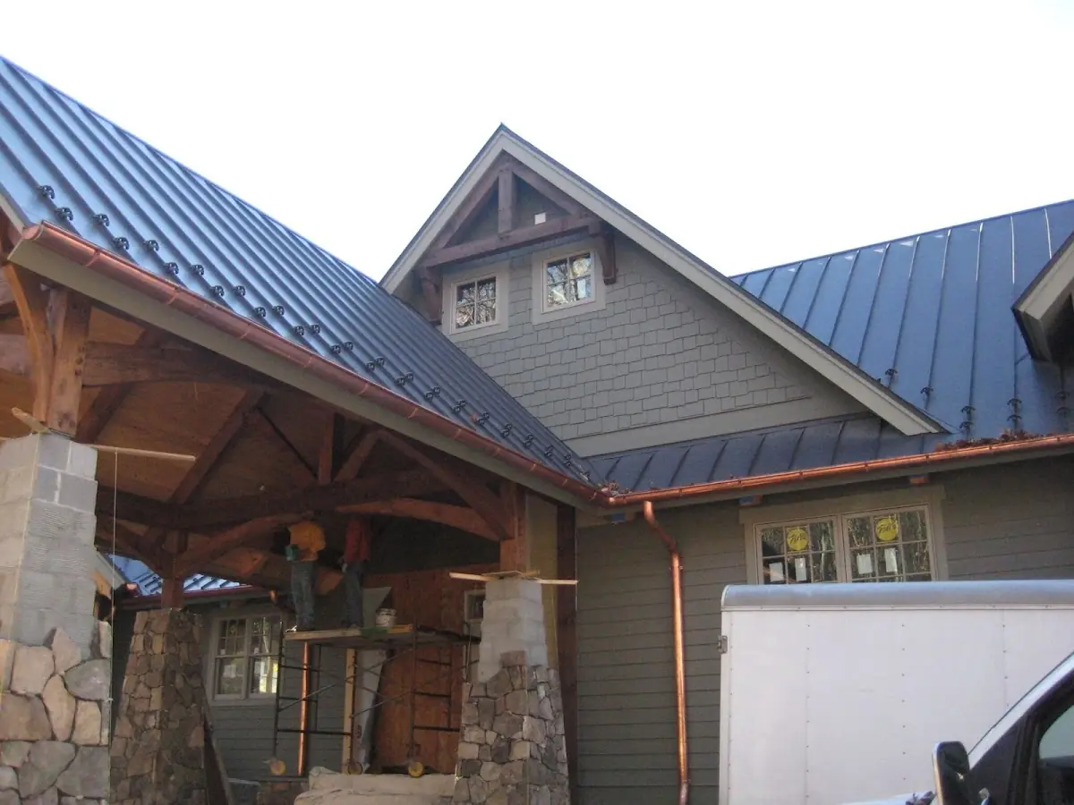 Craftsman Roofing team delivering quality roofing work in Ironhorse
